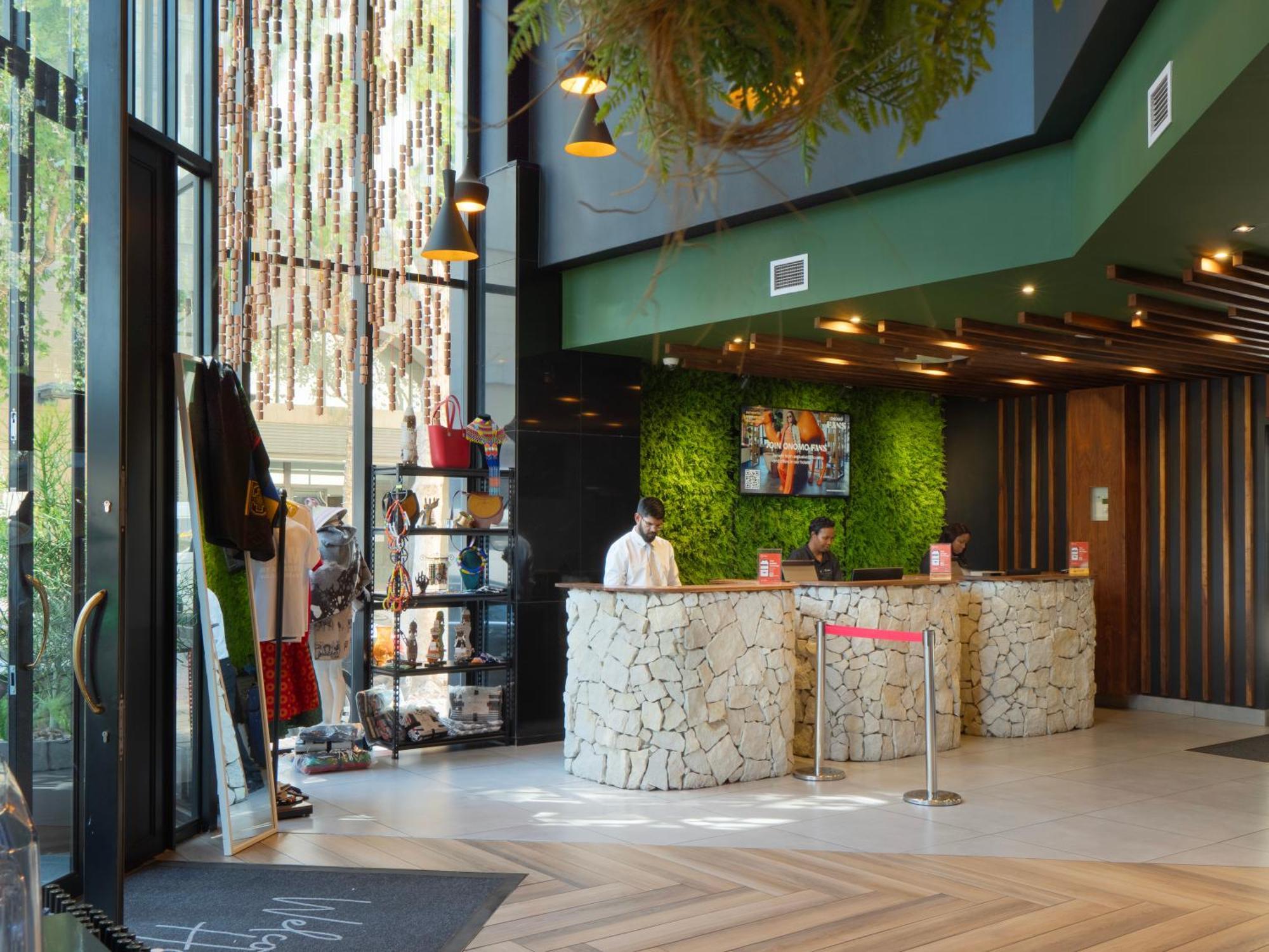 Onomo Hotel Johannesburg Sandton Exterior foto